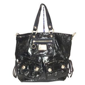 COACH Heart Poppy black patent leather w/ties